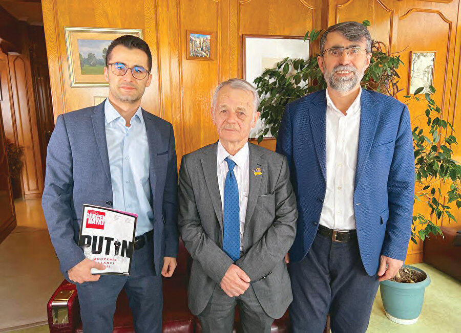 Taha Kermani, Mustafa Abdülcemil Kırımoğlu, Kemâl Özer.