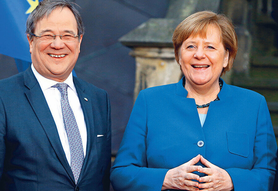 Armin Laschet ve Angela Merkel.
