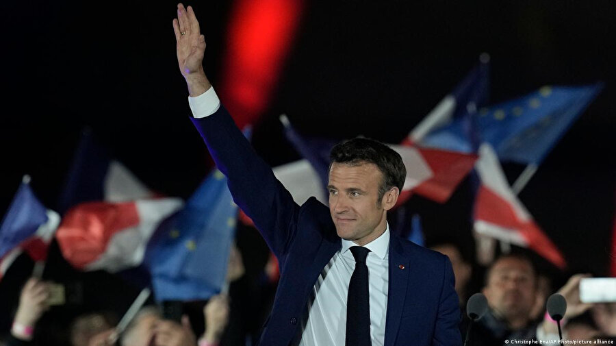 Cumhurbaşkanı Emmanuel Macron