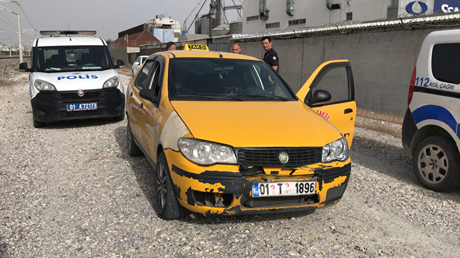 Müşteri olarak bindiği taksiyi kaçırdı