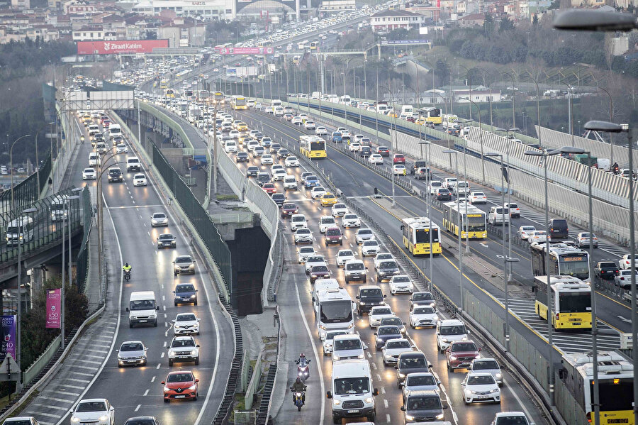 Trafikteki araç sayısı 25 milyonu aştı