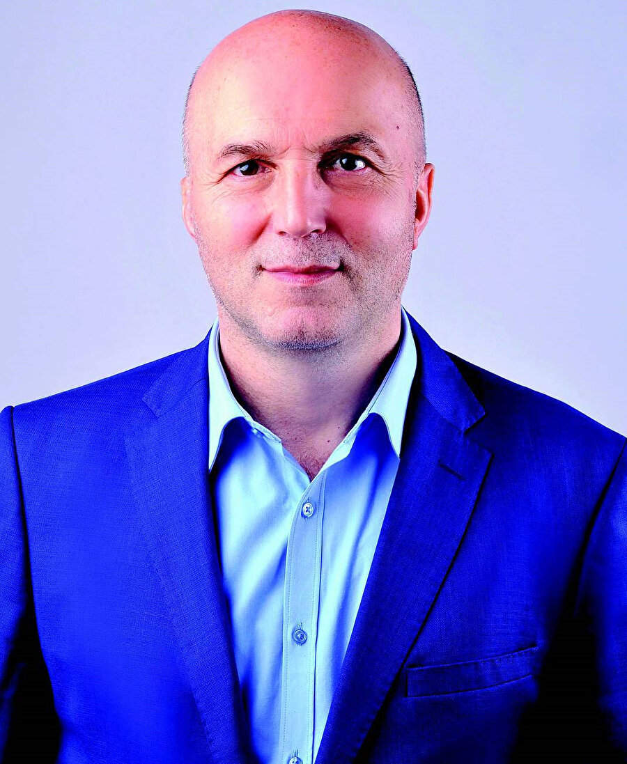 Prof. Dr. Ahmet Ulusoy.