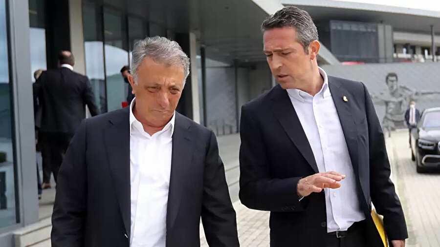 Ahmet Nur Çebi'den 'şaklaban' açıklaması