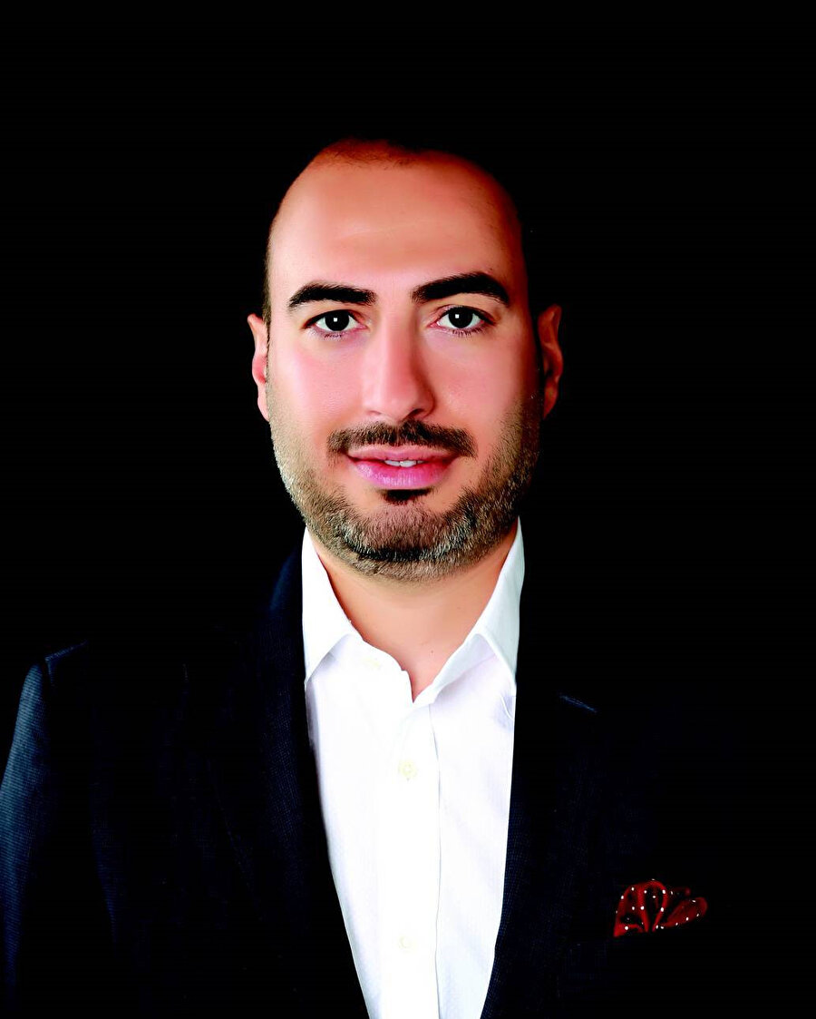 Dr. Mehmet Akif Soysal.