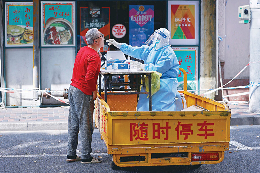 Çin’deki salgın durumuna bilimsel değil, siyasi bir bakış açısıyla bakılması gerekiyor.