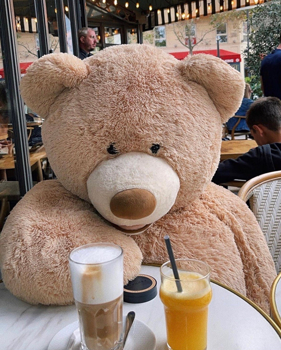 Tatlının son lokmasını yiyen kankam