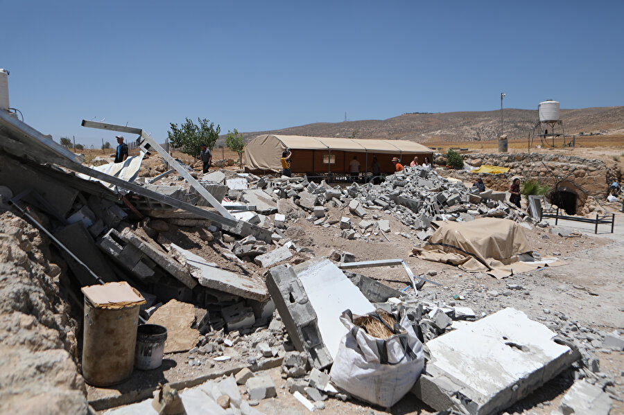 Mesafir Yatta yerlilerinin, İsrail askerlerinin yıkımlarına uğrayan evlerinden biri.
