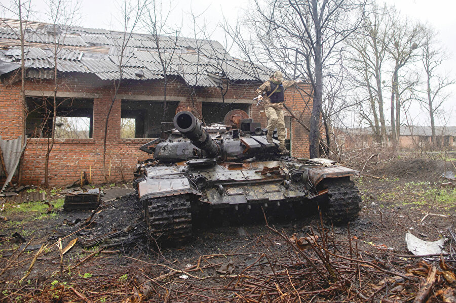 Son yıllarda savunma sanayi konusunda rüştünü ispatlayan Türkiye’nin Suriye, Libya, Karabağ ve en son da Ukrayna’da Rus/Sovyet yapımı silahlara karşı sağladığı büyük üstünlük Orta Asya ülkelerini bilinen nedenlerden dolayı bu konuda Türkiye’yi bir numaralı alternatif haline getirmiş durumda.
