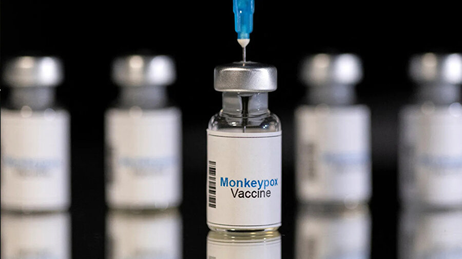 Maymun çiçeği virüsüne karşı toplu aşılama gerekli mi? 