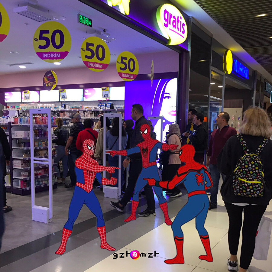 Bu ne kalabalık herkes burada 😦