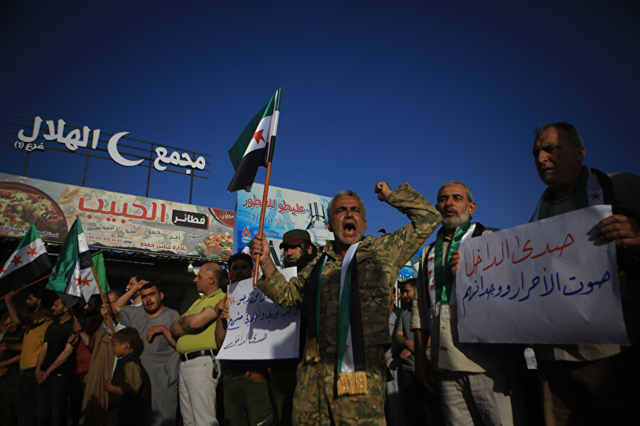 YPG/PKK'lı teröristler, Rusya'nın hava desteğiyle Şubat 2016'da Tel Rıfat'ı ele geçirmişti.