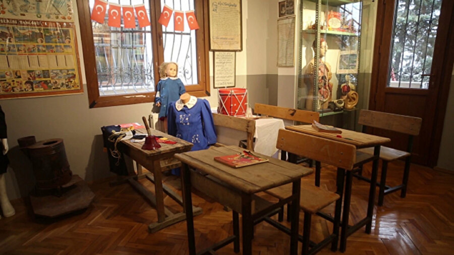 Beylikdüzü’nde bir dükkan geçmişe yolculuk vaadediyor