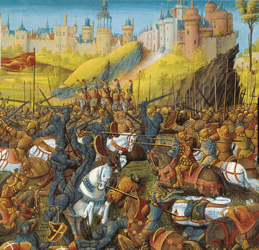 » İlk hücum yapılıyor: 
Selahaddin Eyyubî burada 15. yüzyıldan kalma bir Fransız elyazmasında kabaca canlandırıldığı şekliyle Hıttin Savaşı’nda ilk hücumu, Tur’ân kuyularından uzağa çektiği Haçlı askerlerinin susuzluktan bitap düşmelerini bekledikten sonra gerçekleştirmişti. Fransız yazmasındaki tasvir, başta arka sahnedeki şehir görüntüsü ve atlı okçuların unutulması olmak üzere birçok bakımdan hatalıdır.
Sağda 15. yüzyıla ait resimli bir el yazmasında elinde şimşir kılıcıyla tasvir edilen Selahaddin Eyyubî görülüyor. 