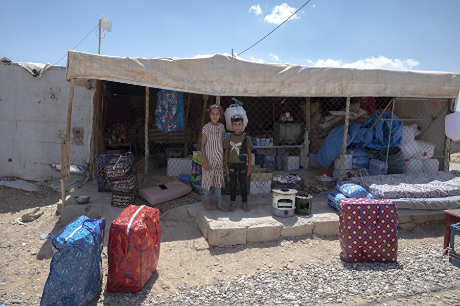 Kentin DEAŞ'tan kurtarılmasına rağmen Irak Kürt Bölgesel Yönetimi'nin (IKBY) denetimindeki Hasan Şam ve Hazır kamplarında kalan Musullu aileler, güvenlik başta olmak üzere çeşitli nedenlerle evlerine dönemiyor.