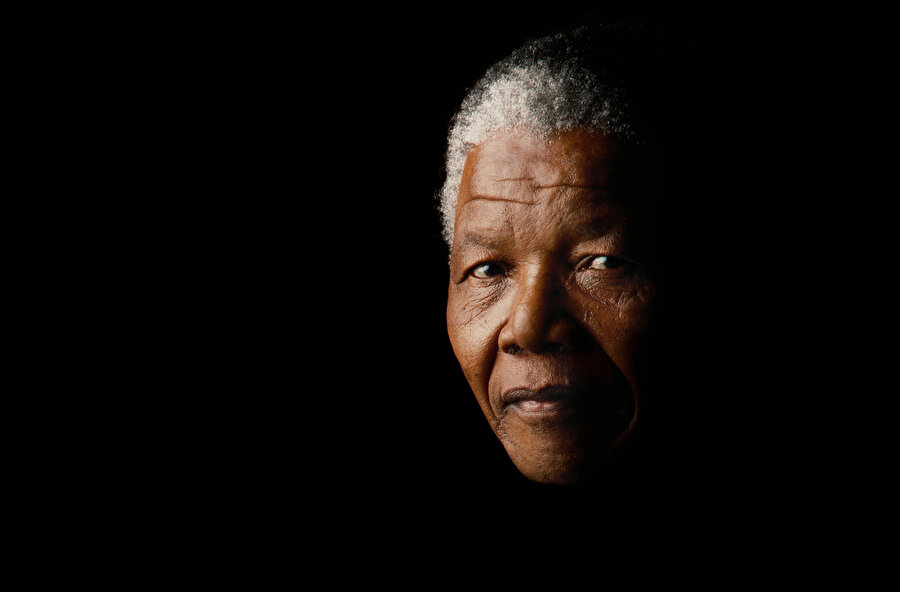 Nelson Mandela 5 Aralık 2013'te hayatını kaybetmişti.