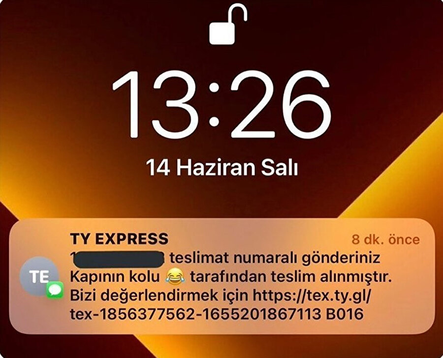 Kargomu kapıya asar mısınız hemen geliyorum dedim