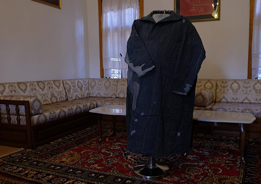 Mevlana'nın kıyafetleri restore ediliyor: Boyu ve kilosunu ortaya çıkardı