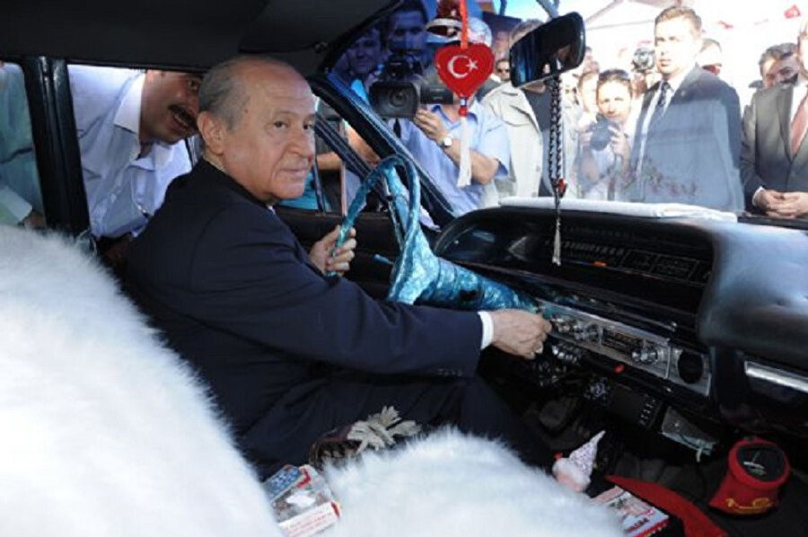 Bahçeli’nin antika arabalarının sayısı 11’e çıktı.