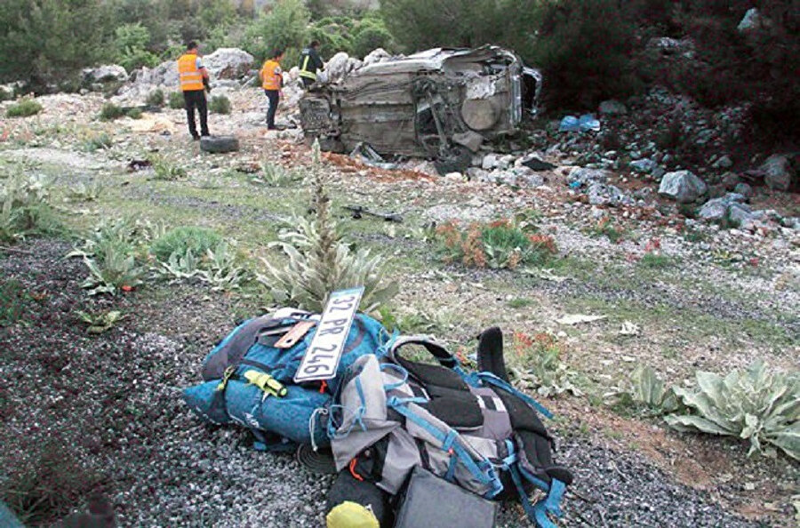 10 günde 3 otostopçu genç otoyol kazalarında can verdi.
