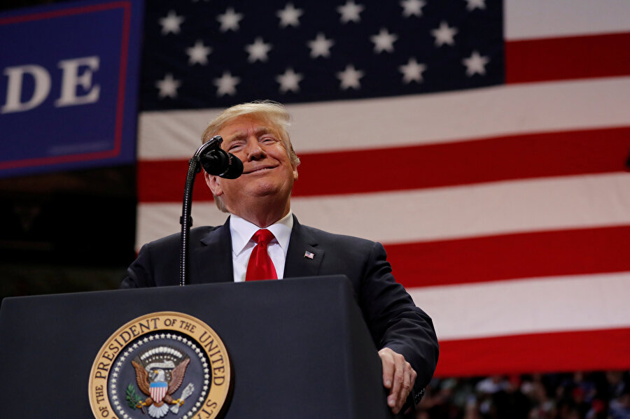 ABD Başkanı Donald Trump, seçim çalışmalarına Florida'da devam ediyor.