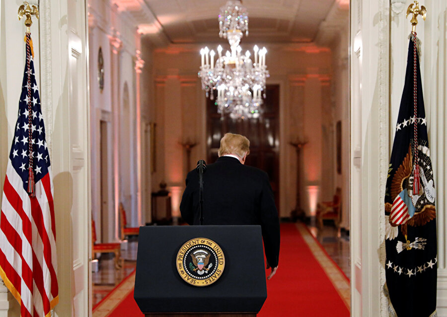 ABD Başkanı Donald Trump, Beyaz Saray'da ara seçimlere ilişkin açıklamalarda bulundu.