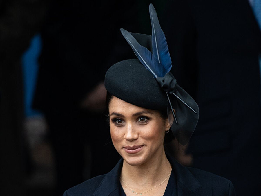 Amerikalı oyuncu Meghan Markle, evlenerek İngiliz Kraliyet ailesine katıldı ve Sussex Düşesi oldu.