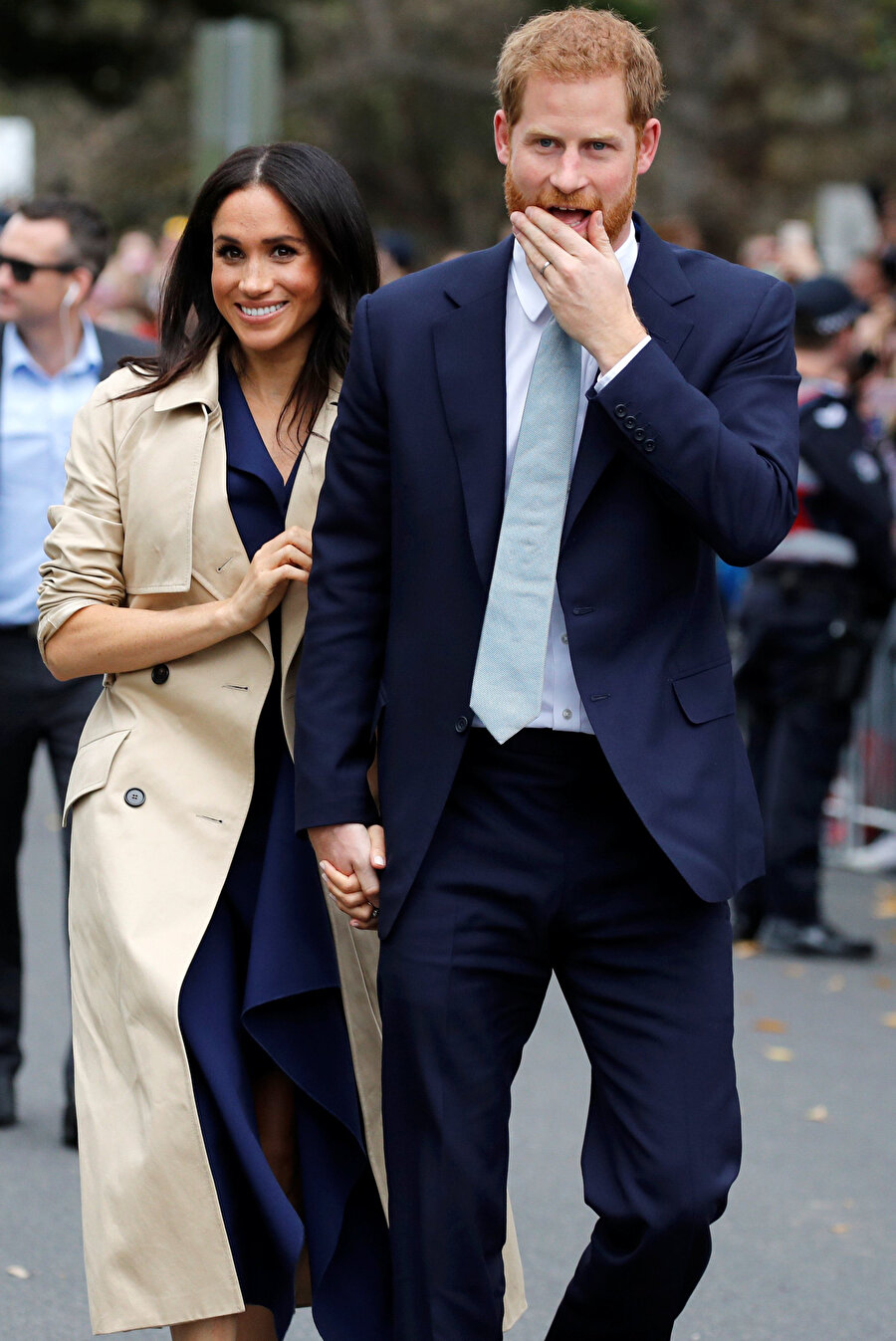 Meghan Markle ve Prens Harry anne baba oldu.