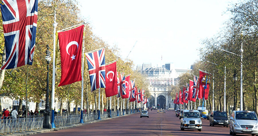 Türk vatandaşlarına ayrıcalıklar tanıyan Ankara anlaşması iki ülkeye ekonomik anlamda katkı sağlıyordu.