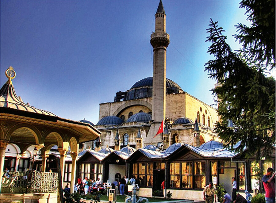 Sultan II. Selim'in unutulmaz eseri çölden cennet bahçesine: Karapınar ​