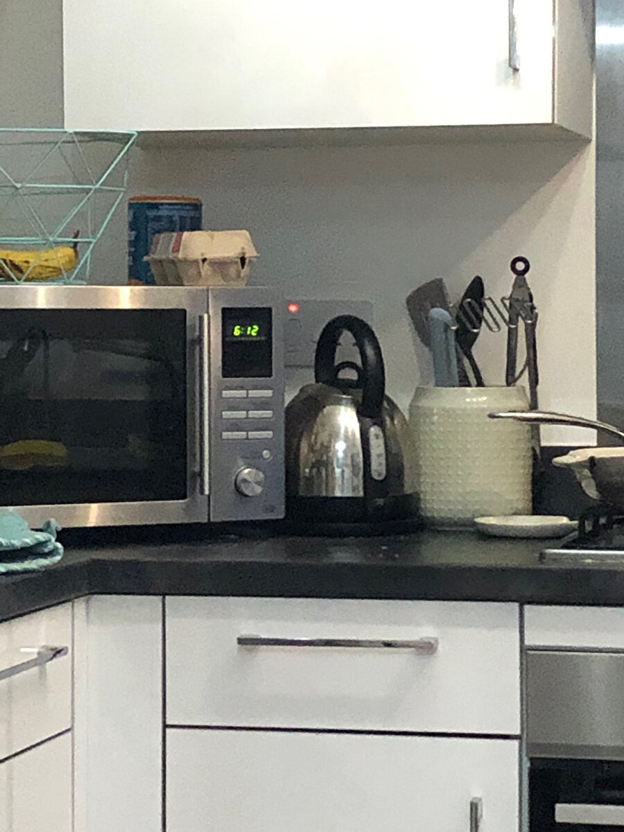 Barış Manço'ya benziyor