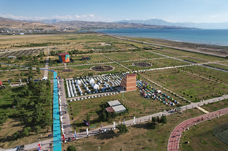 2022 yılı ikincisi düzenlenen ‘Gökyüzü Gözlem Etkinliği’ Van’da başladı