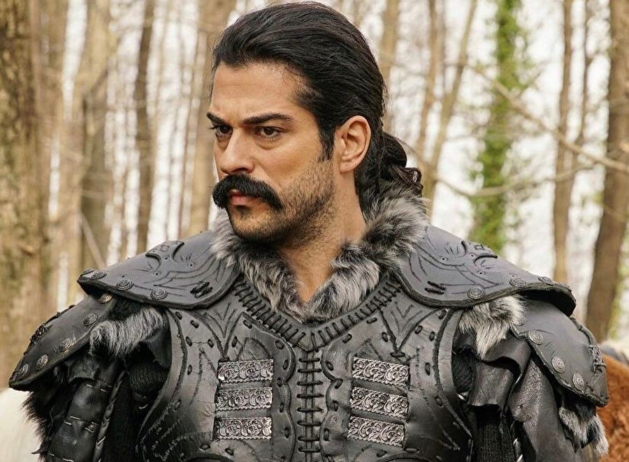 Oyuncu Burak Özçivit