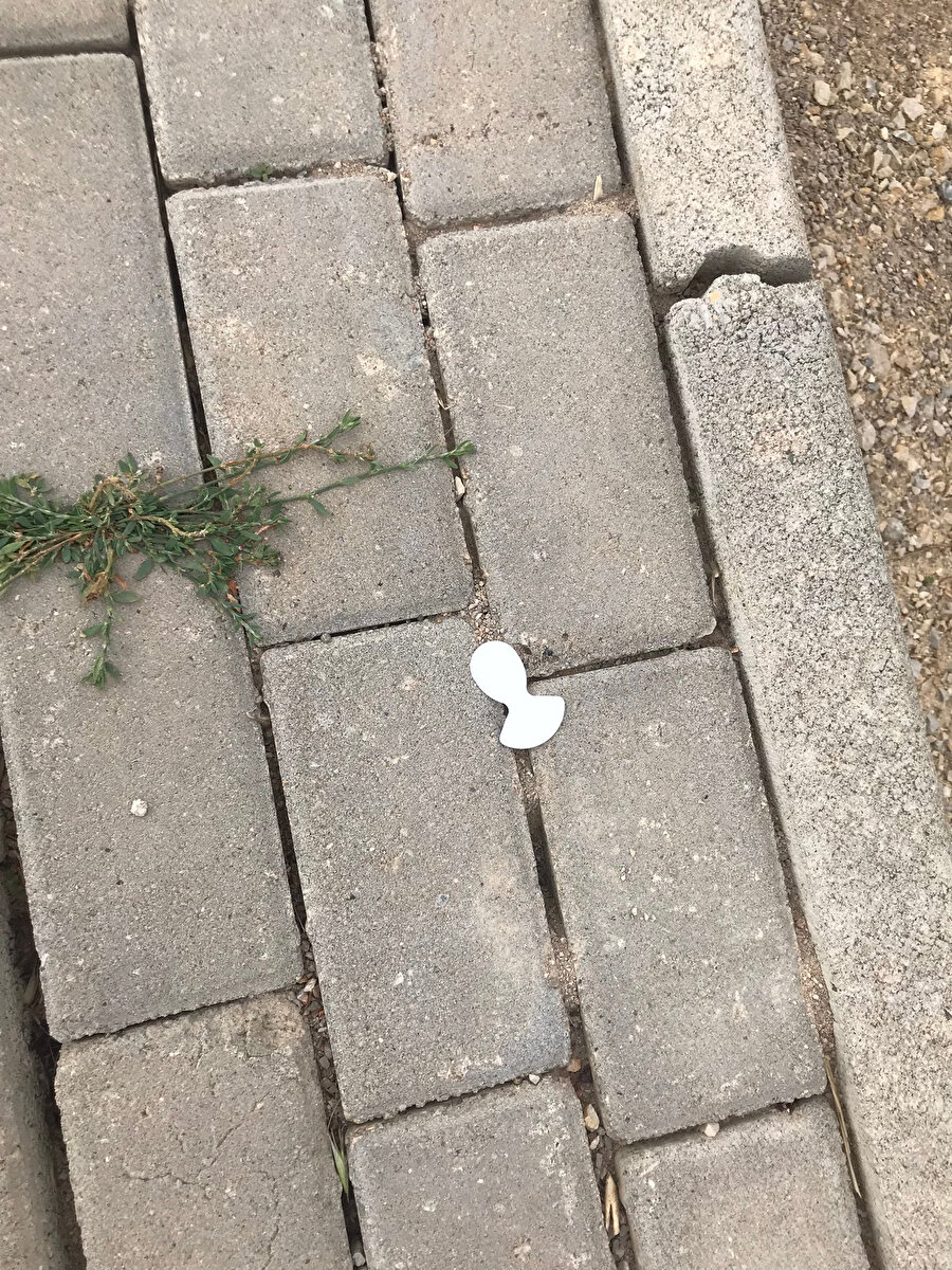 Yoldan bile engellemiş