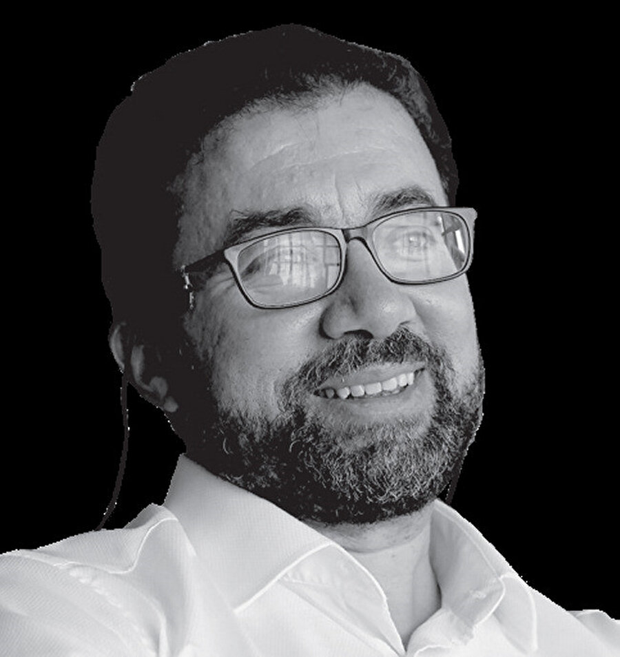 Prof. Dr. Murat Yülek.