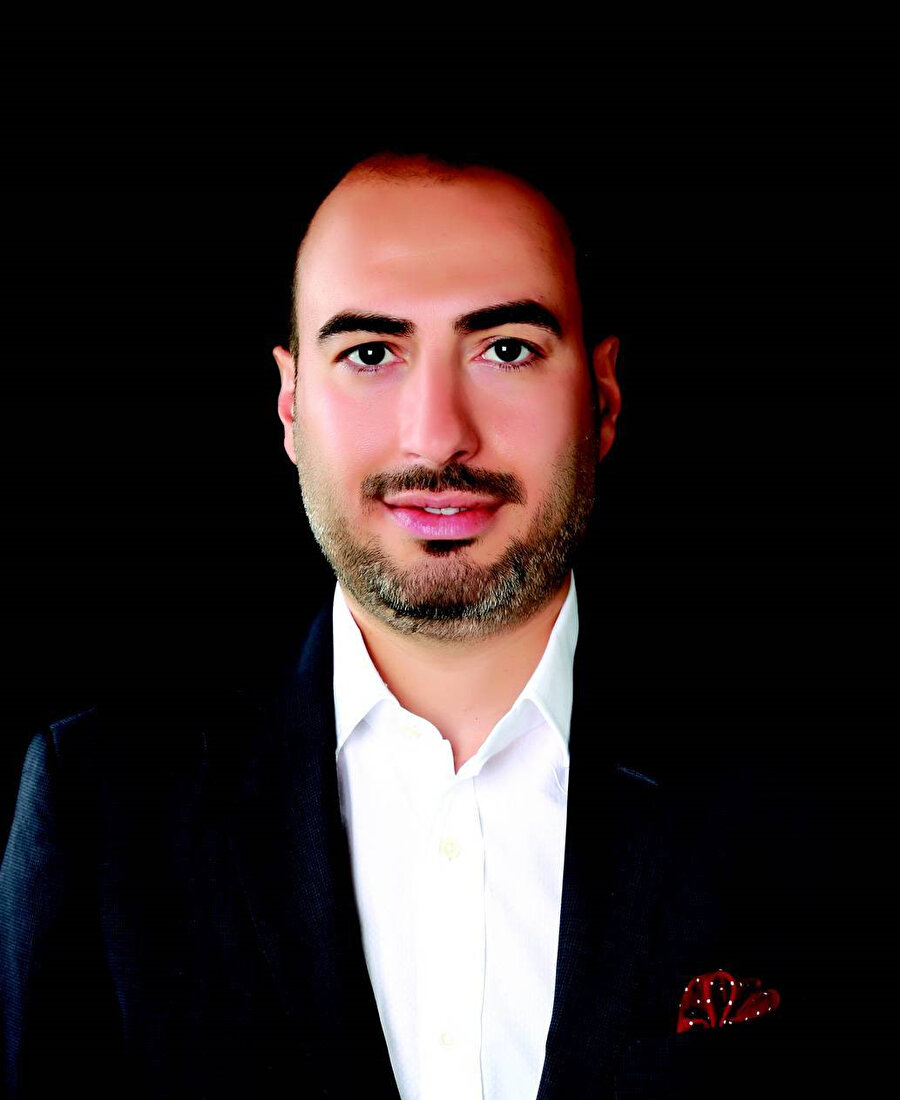 Dr. Mehmet Akif Soysal.