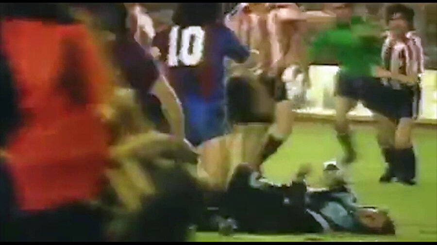 Maradona'nın Athletic Bilbao maçında karıştığı kavga