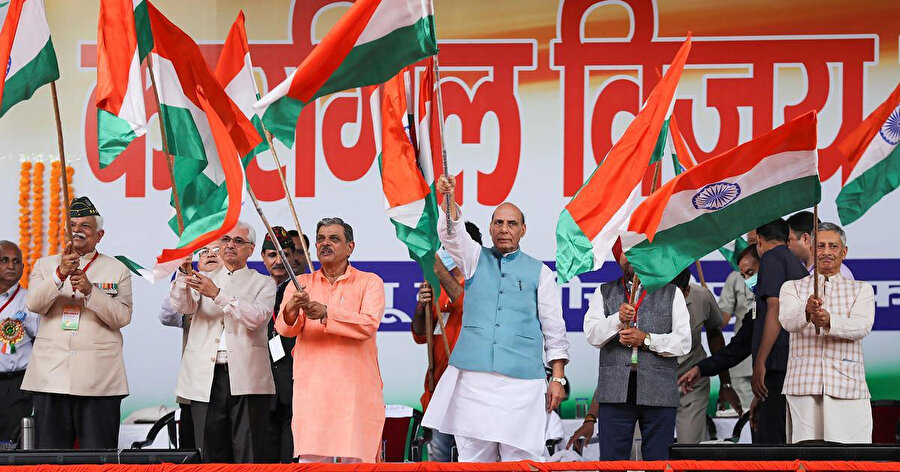 Hindistan Savunma Bakanı Rajnath Singh'in, 24 Temmuz'da Cammu Keşmir'de yaptığı açıklama Pakistan tarafından tepkiyle karşılandı.