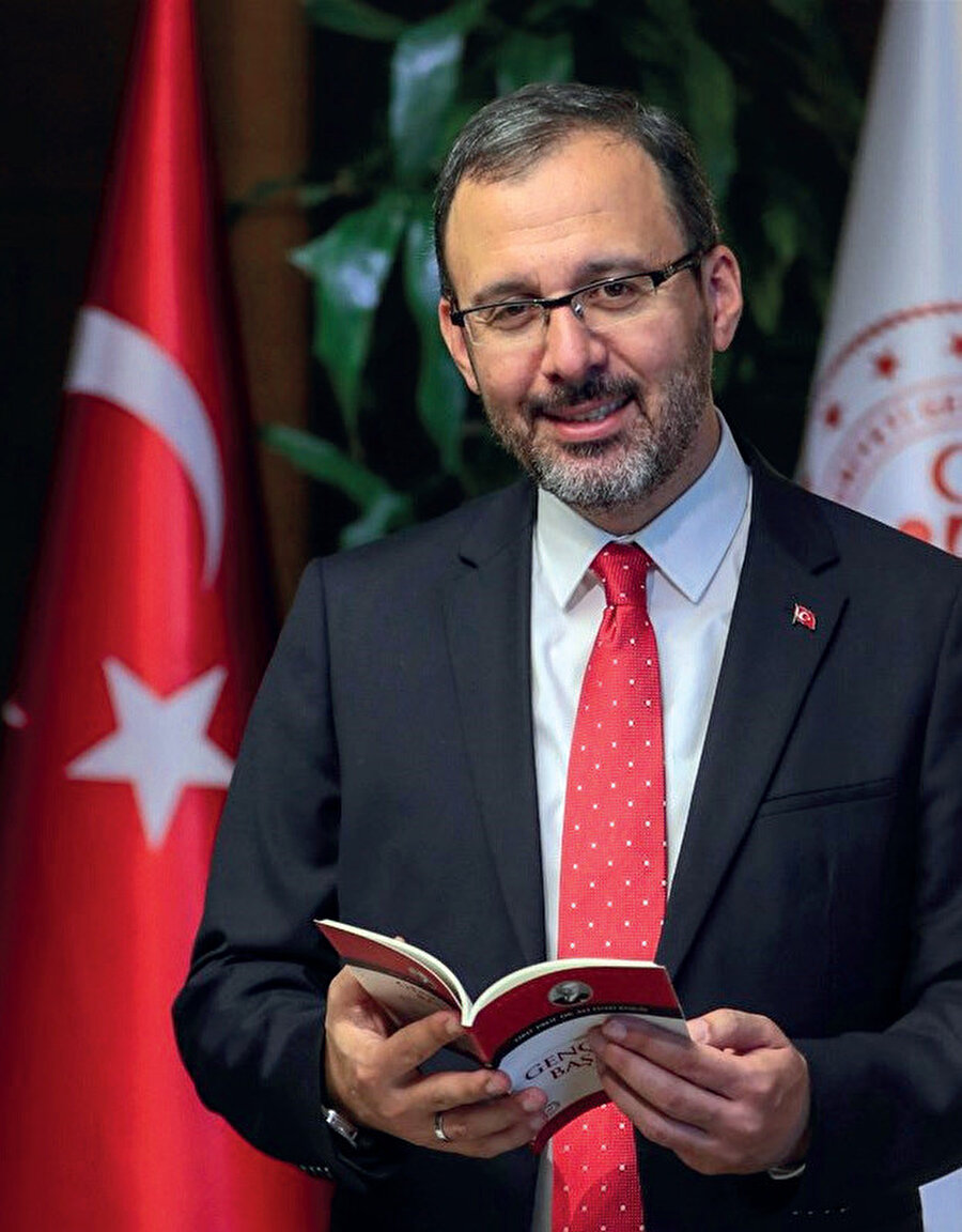 Gençlik ve Spor Bakanı Mehmet M. Kasapoğlu.