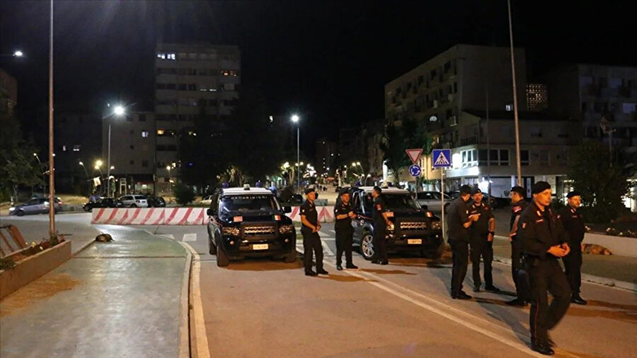 iki ülke sınırlarını kapattı