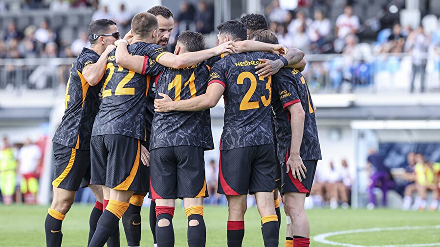 Galatasaray, Fiorentina'yı 2-1 skorla mağlup etti.