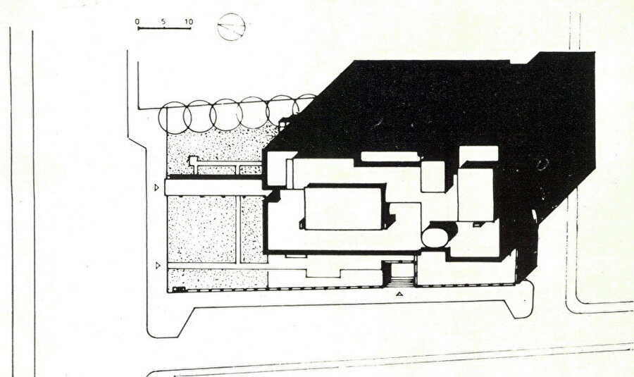 Yapının vaziyet planı çizimi. Kaynak: Arkitekt Dergisi. 