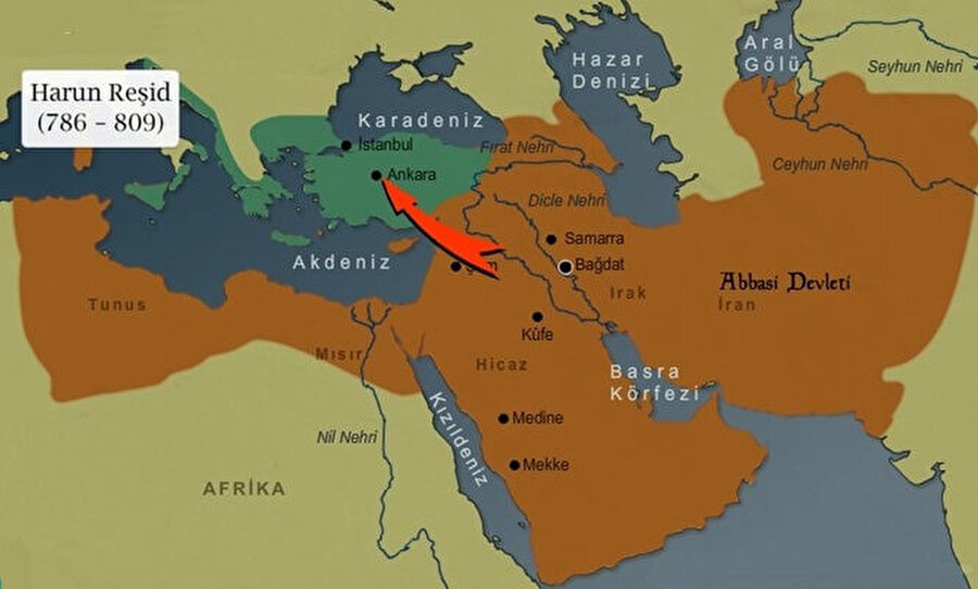 Hz. Peygamber’in amcası Abbas’ın soyundan gelen ve 750-1258 yılları arasında hüküm süren Abbâsîlerin sınırları o kadar geniş ki üç kıtada toprakları bulunuyordu.