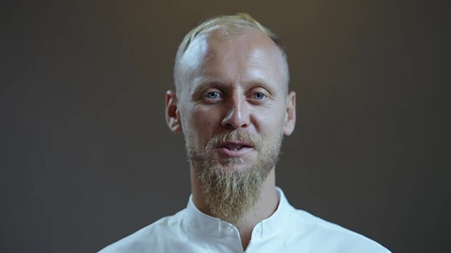 31 yaşındaki Semih Kaya, futbol kariyerini bıraktığını açıkladı