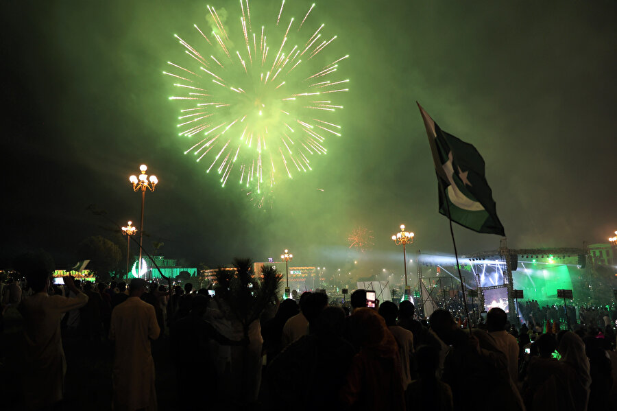 Pakistan, 14 Ağustos 1947'de İngiliz yönetiminden bağımsızlığını kazanmasından bu yana bağımsızlığının 75.senesini kutluyor.