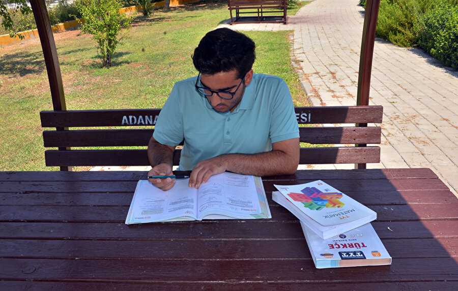 Devlet korumasındaki Muhammed tıp fakültesini kazandı