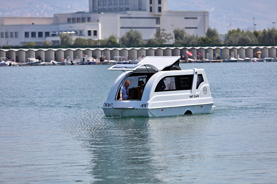 Amasyalı kardeşler tasarladı: Karada karavan, suda yat oluyor