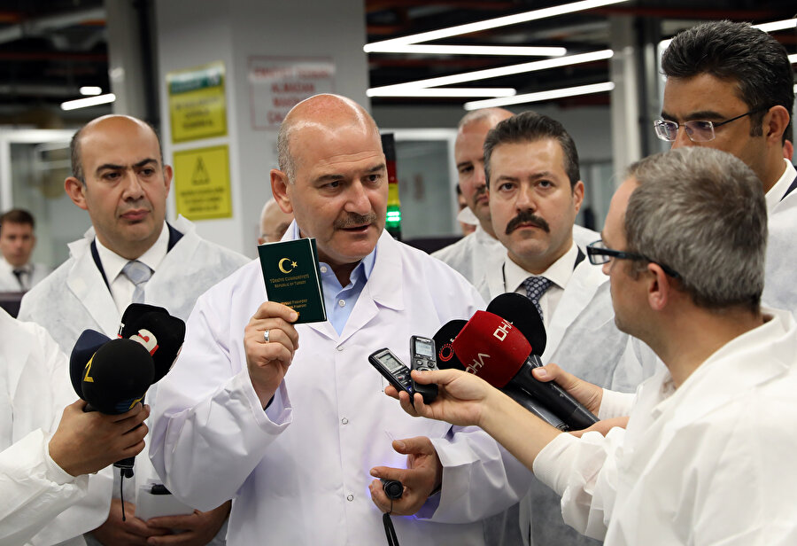 Yerli pasaport üretimi resmen başladı