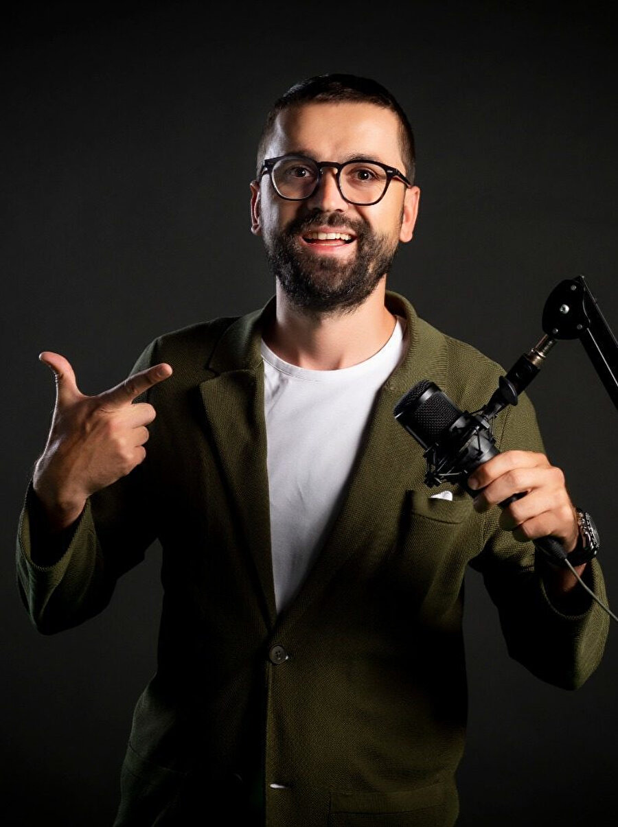 Adem Metan; Dijital İçerik Geliştiricisi.