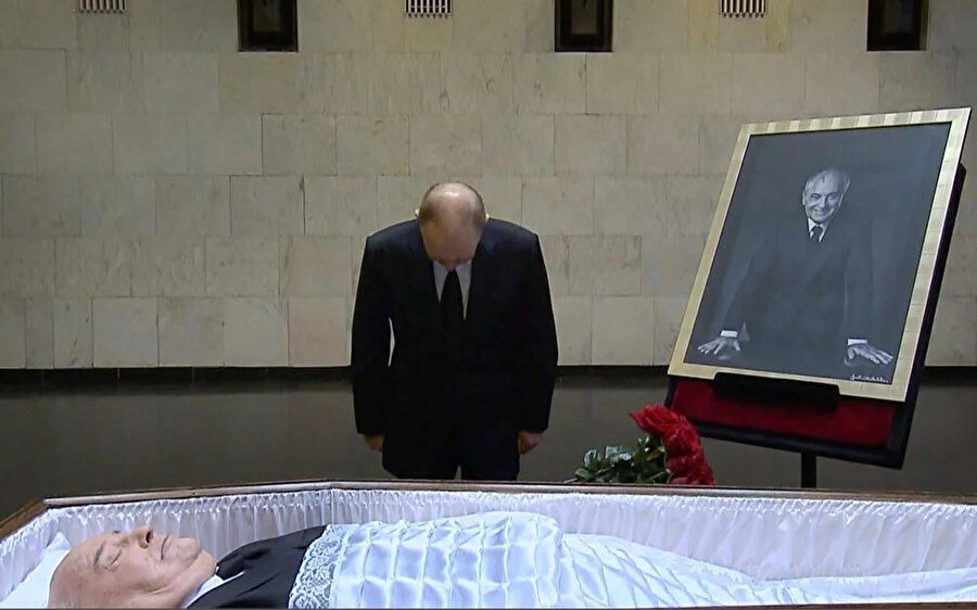 Putin'in vedası: Gorbaçov için devlet töreni yapılmayacak