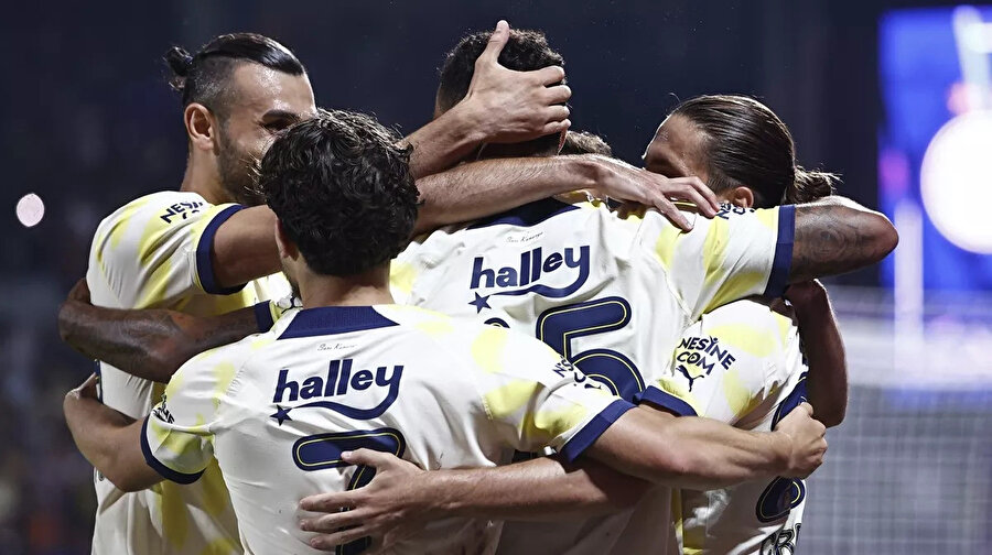 Fenerbahçe'nin Avrupa kadrosu belli oldu